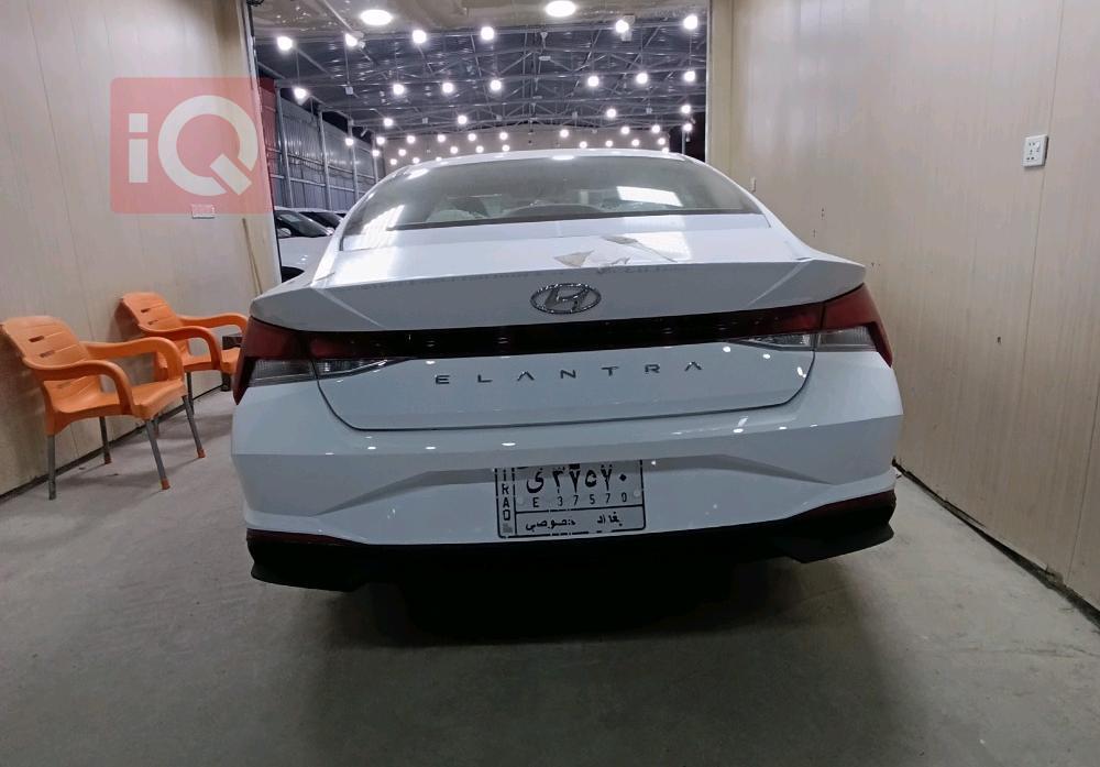 هیوندای ئەلەنترا